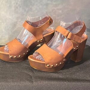 Womens Brown Suede Platform Block Heel Sandals Studded Ankle Strap Size 7.5